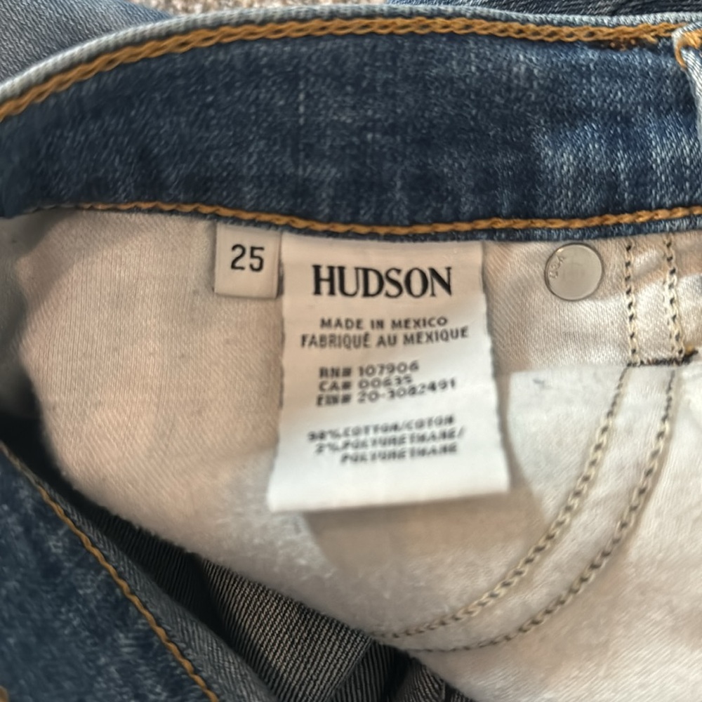 Hudson Distressed High Rise Jeans - Picture 5 of 5
